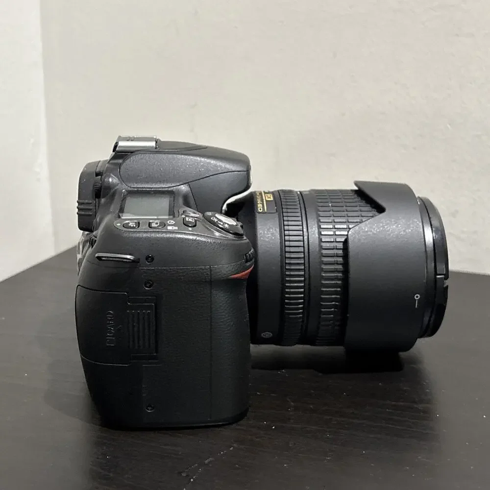 FOR PARTS Nikon D80, Nikkor 18-105 Lens & Accessories- Powers On w/ Error Code